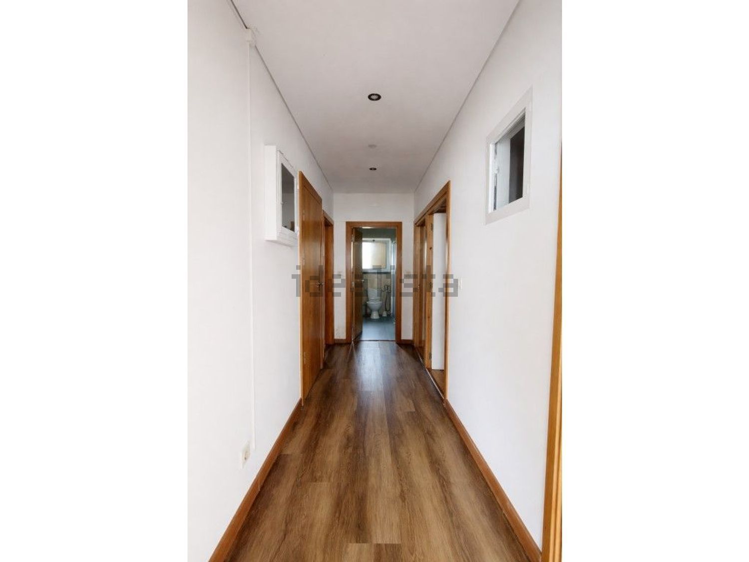 公寓 t2出售在Rua Luís Simões - 过道