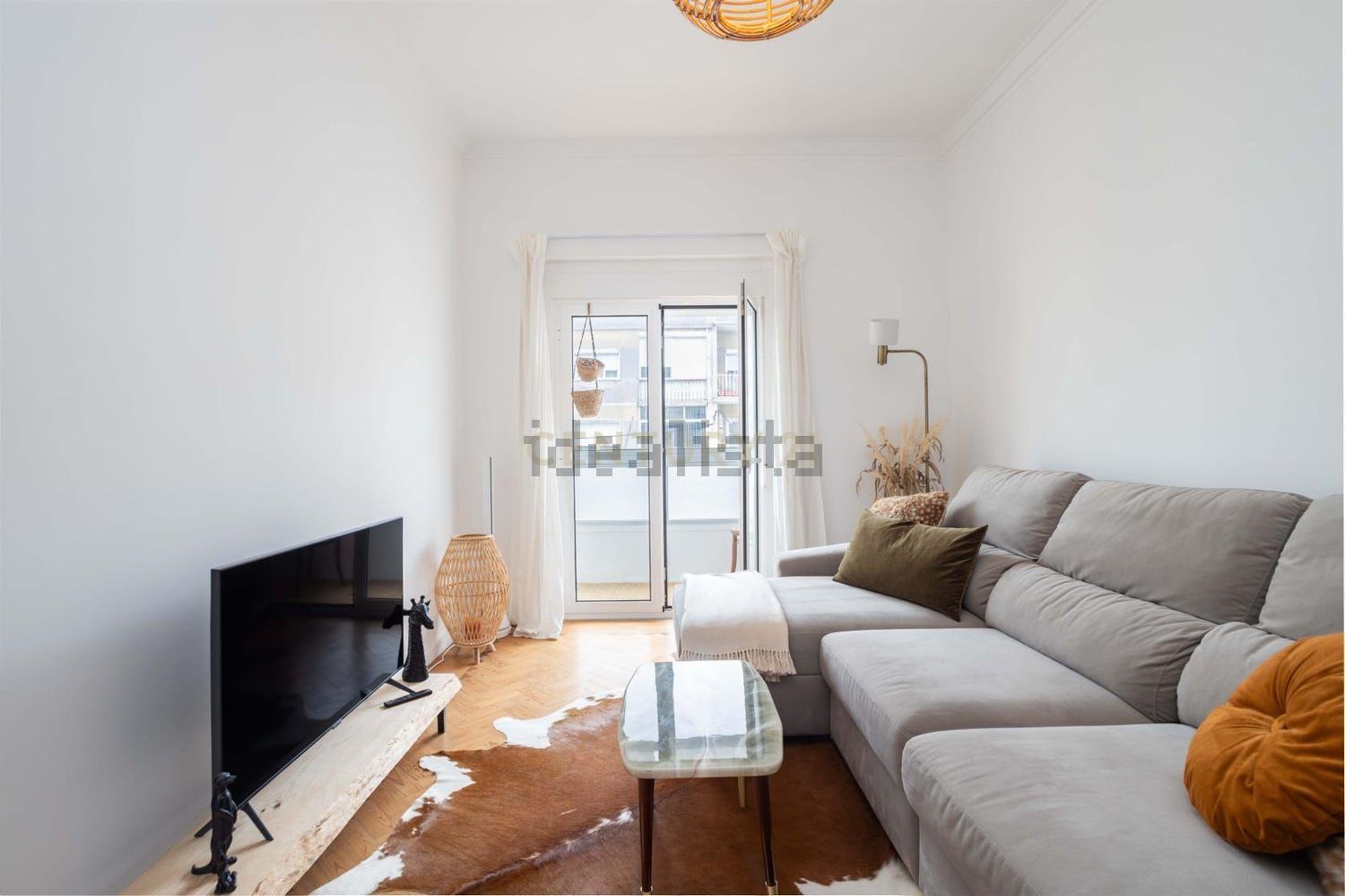 出租公寓 t2在Praceta Doutor Alberto de Araújo, 15 - 客厅