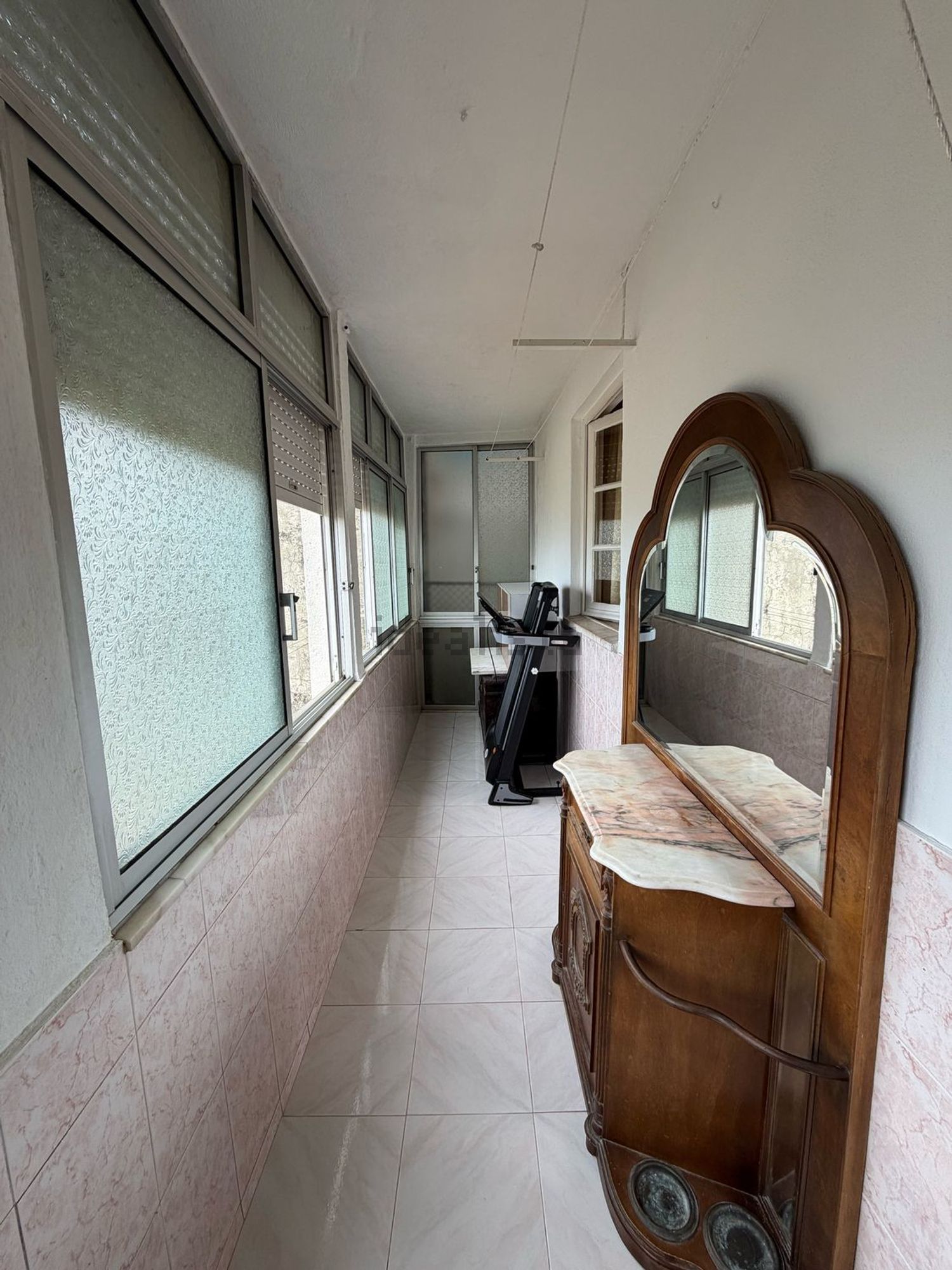 公寓 t2出售在Rua Cidade da Beira, 14 - 过道