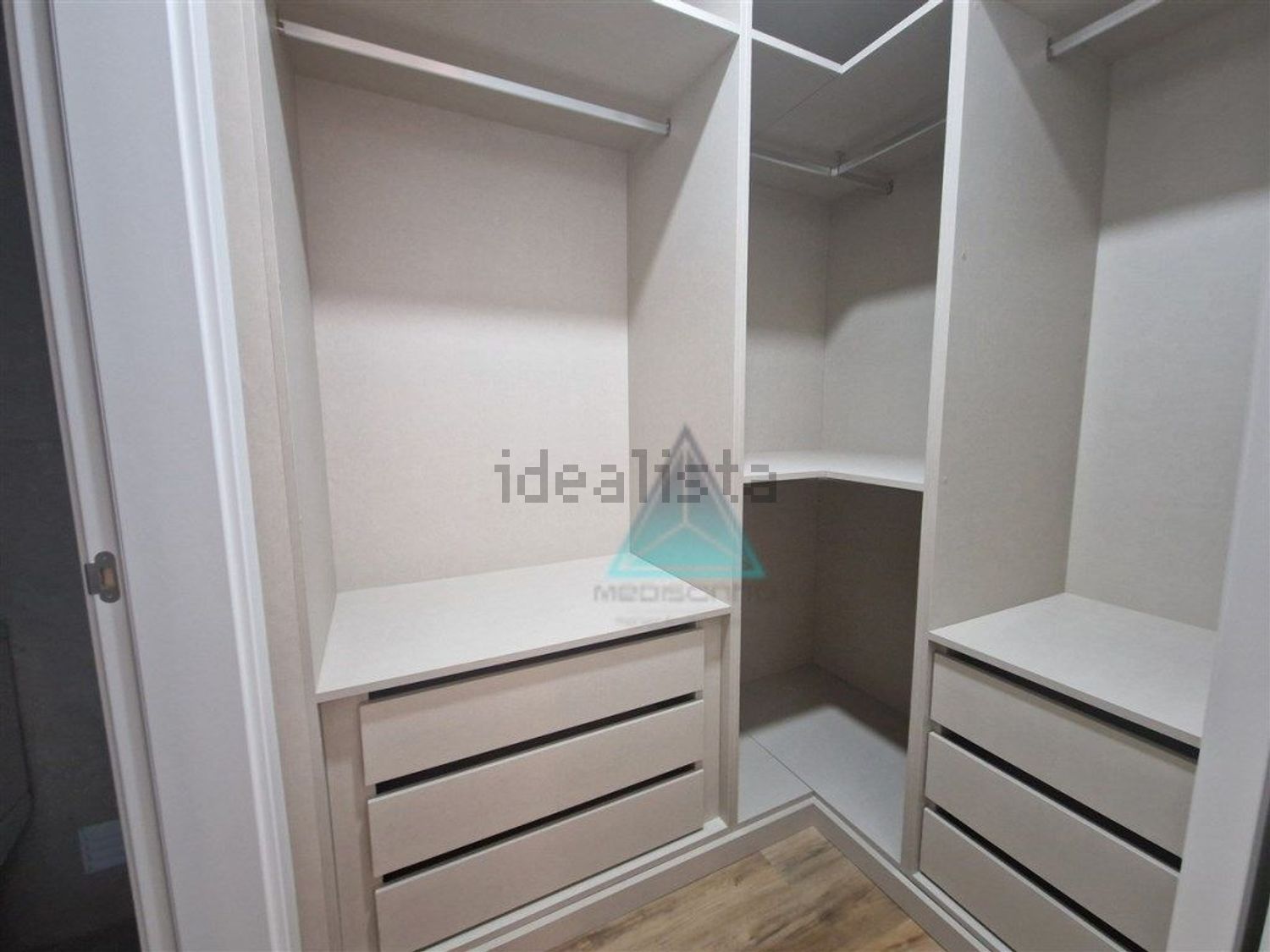 公寓 t3出售在Cruz de Pau - 试衣间