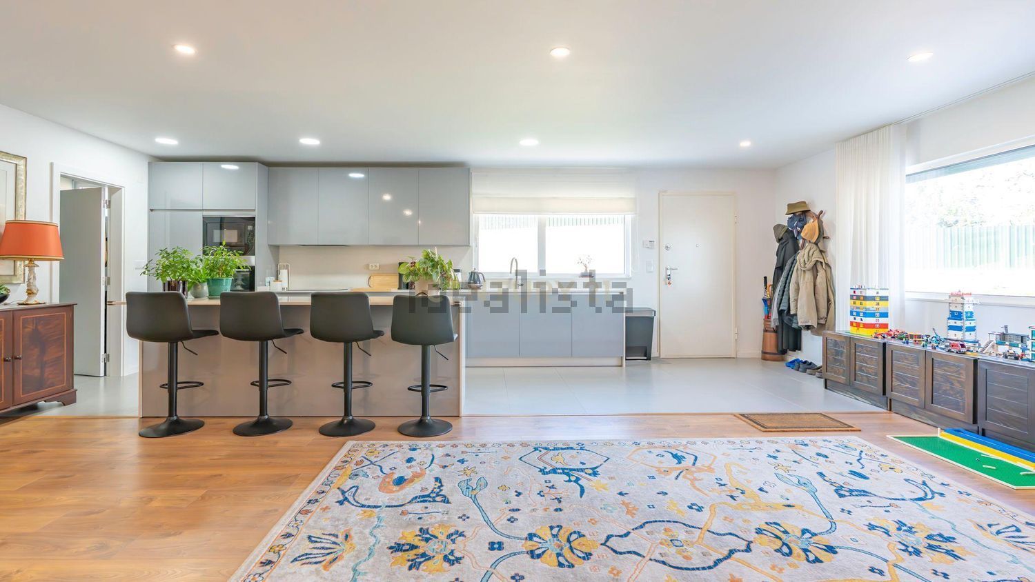 小楼房或独栋别墅出售在Avenida Engenheiro Arantes e Oliveira, 4 - 客厅