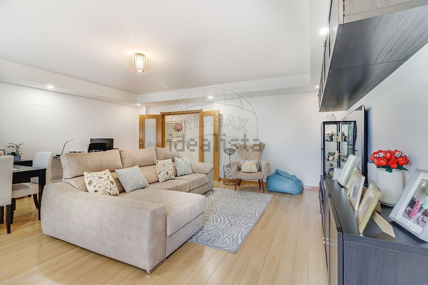 公寓 t2出售在Rua e C8 - 客厅