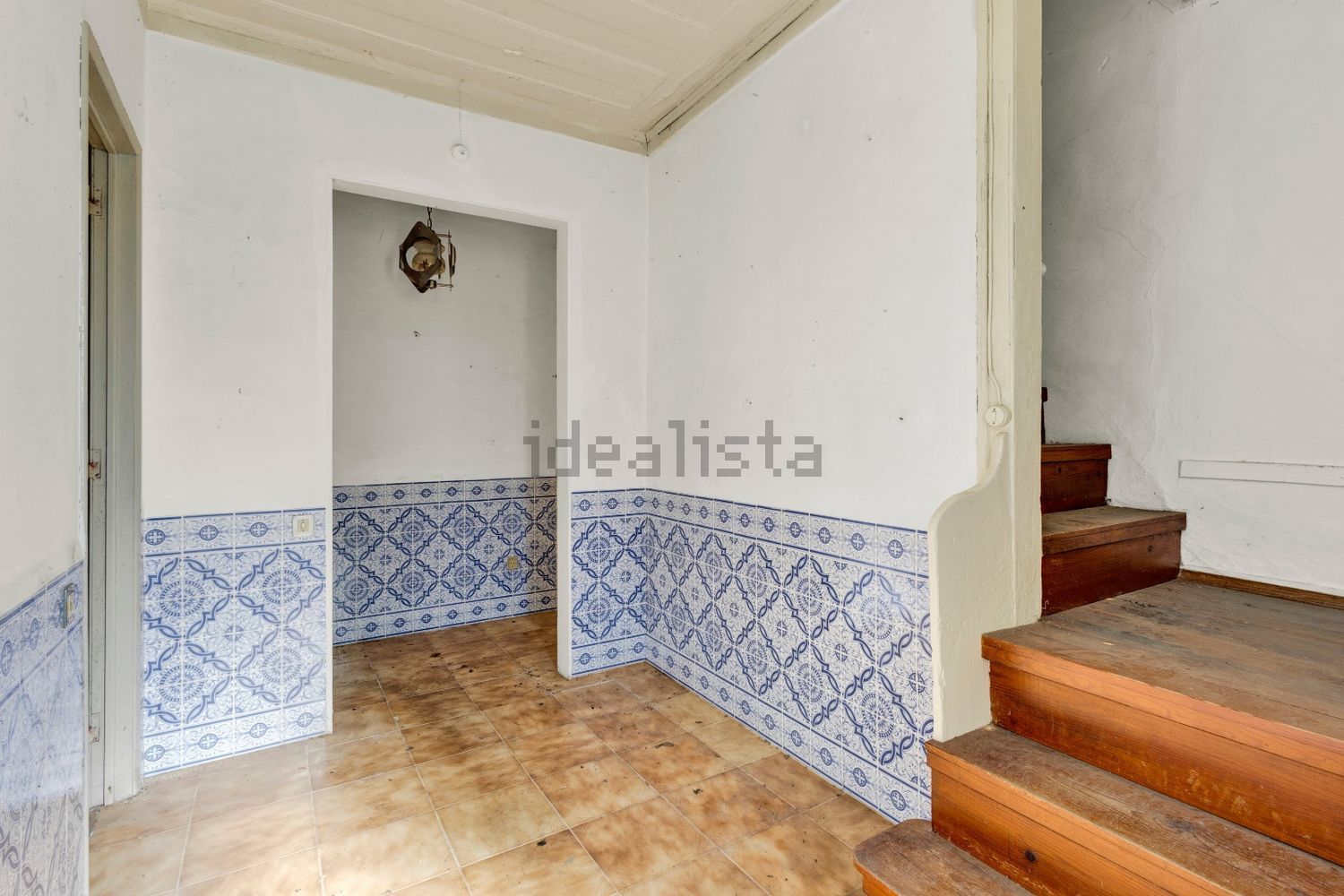 小楼房或独栋别墅出售在Rua Direita - 居住