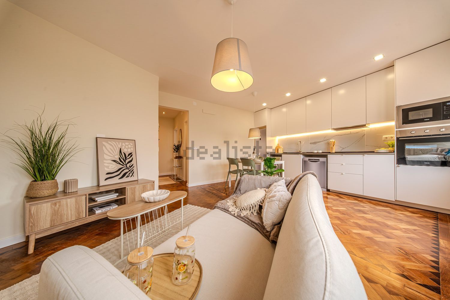 公寓 t2出售在Rua 1º de Dezembro - 客厅