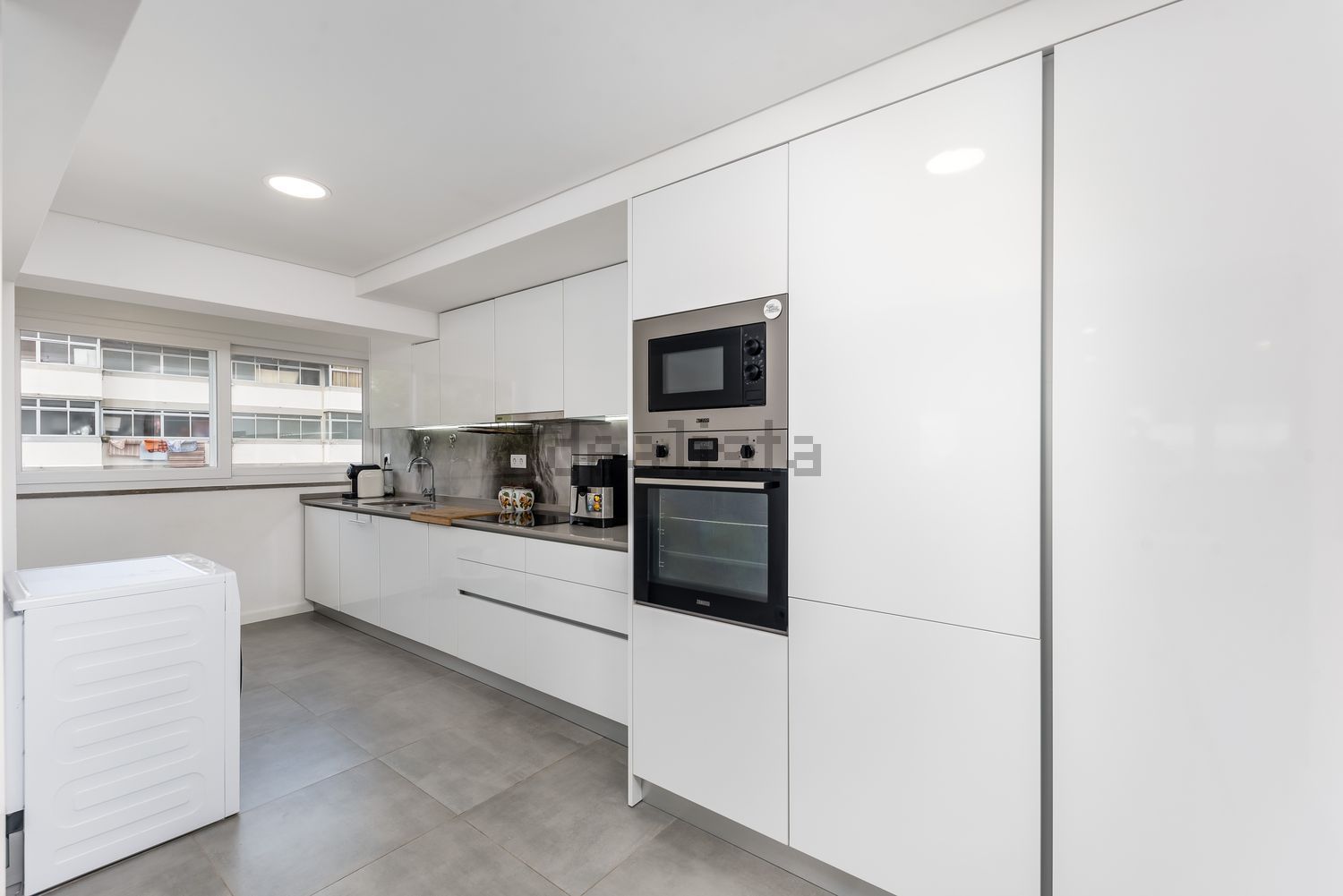 公寓 t3出售在Rua Capitão-Mor Lopes Sequeira - 厨房