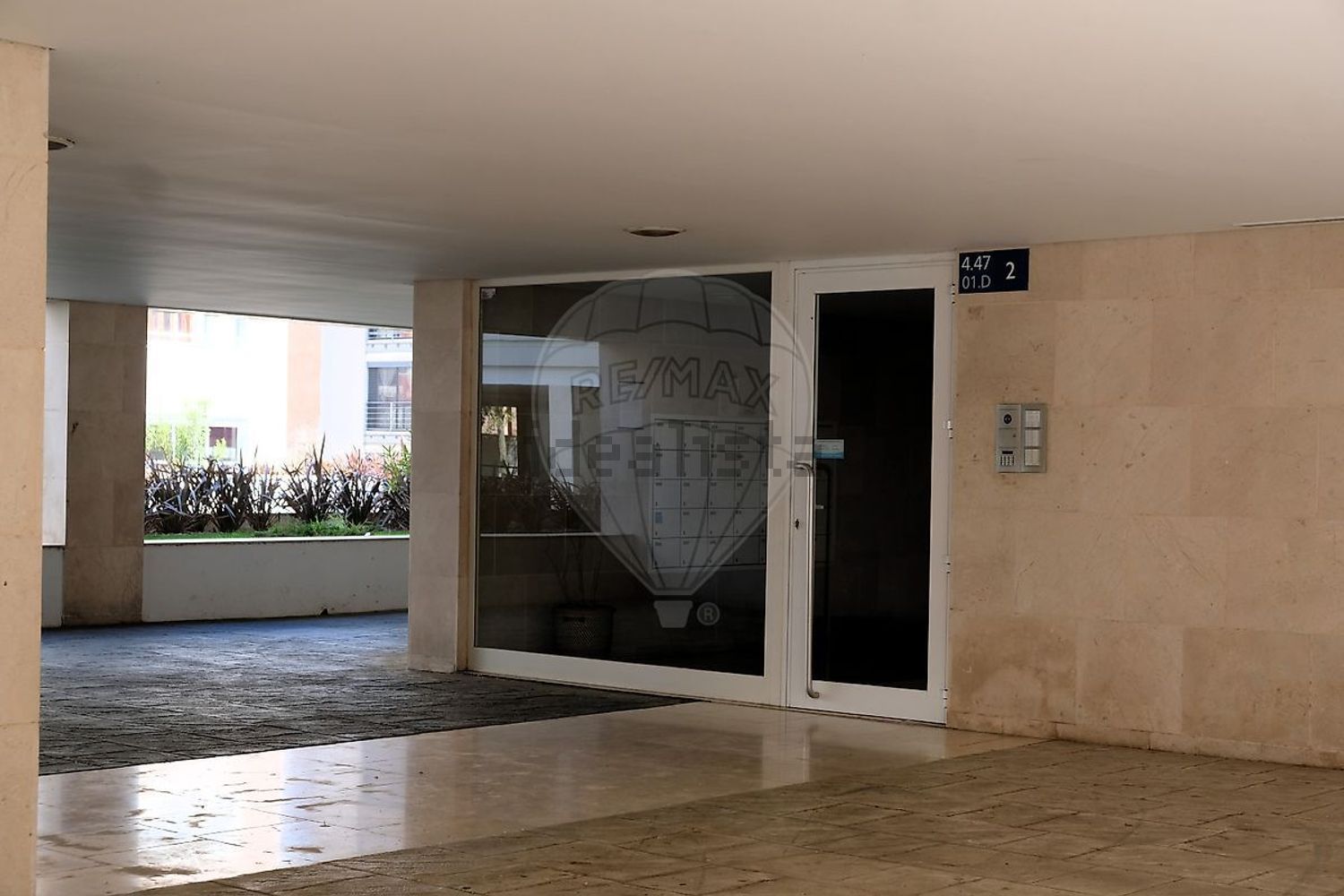 出租公寓 t1在Avenida Dom João II - 照片