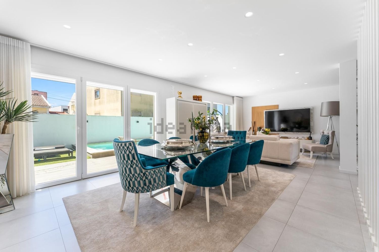 小楼房或独栋别墅出售在Rua Piteira Santos - 客厅