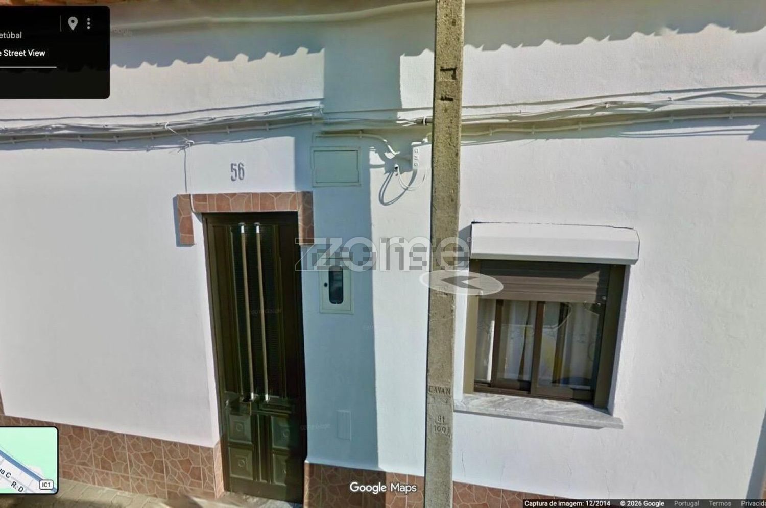 小楼房或独栋别墅出售在Rua C, 56 - 外立面