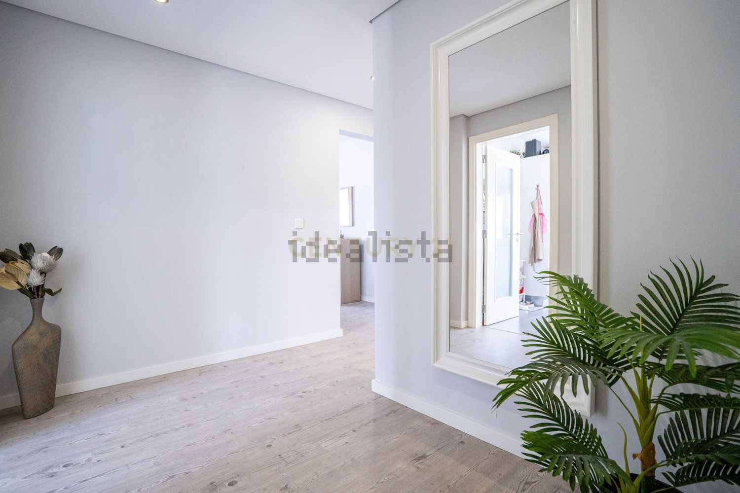 公寓 t2出售在Avenida dos Ferroviários - 过道