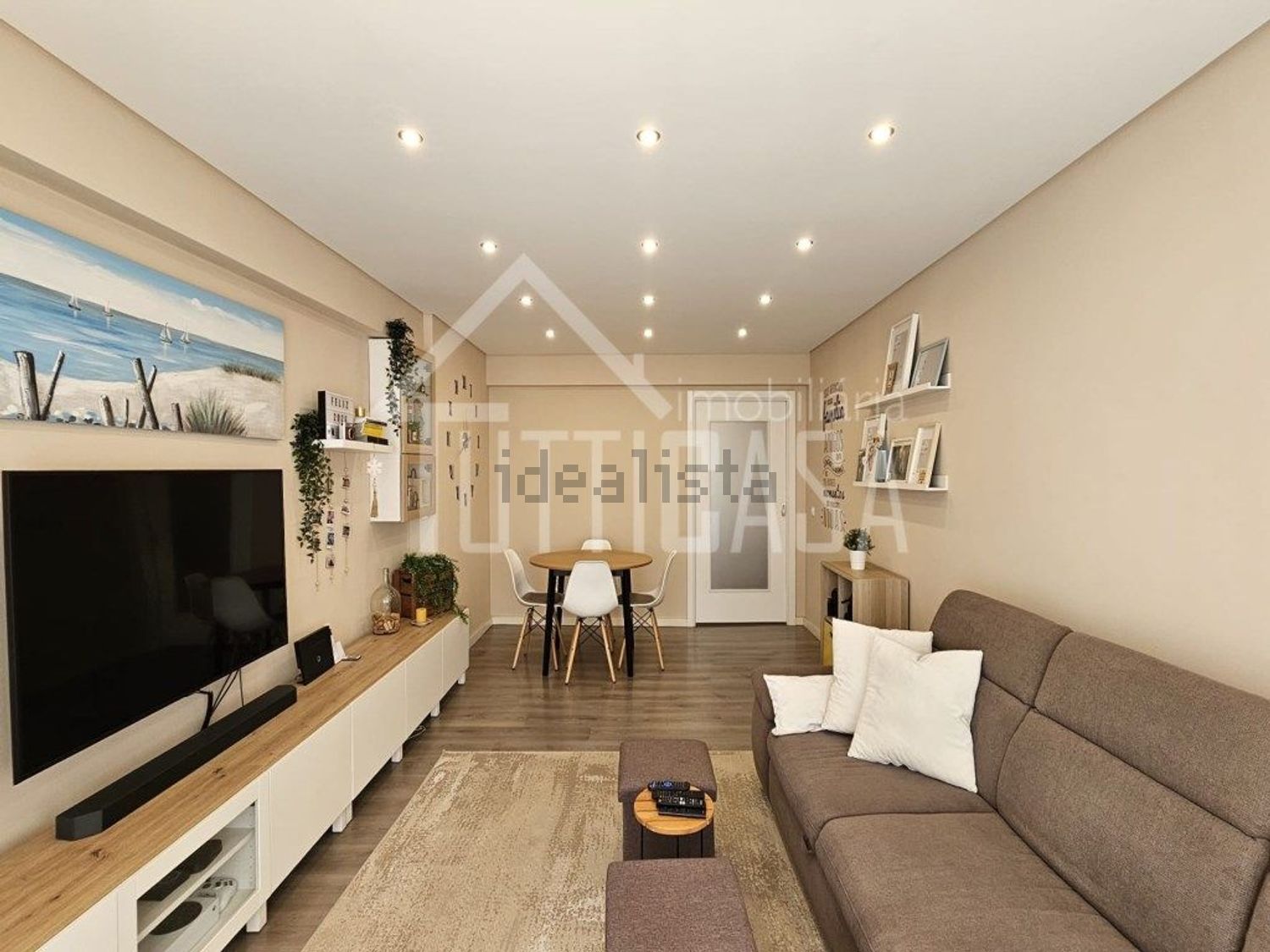 公寓 t3出售在Avenida Azedo Gneco G6 - 客厅