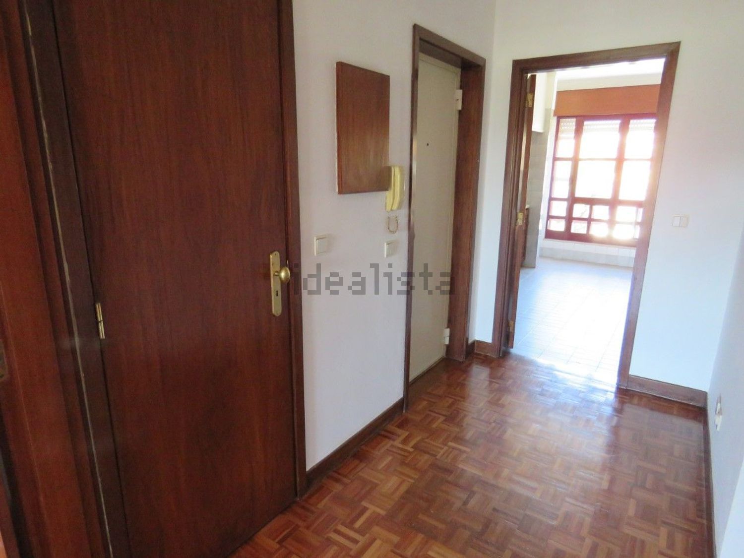 出租公寓 t2在Rua Professor Eduardo Cortesão, 20 - 过道