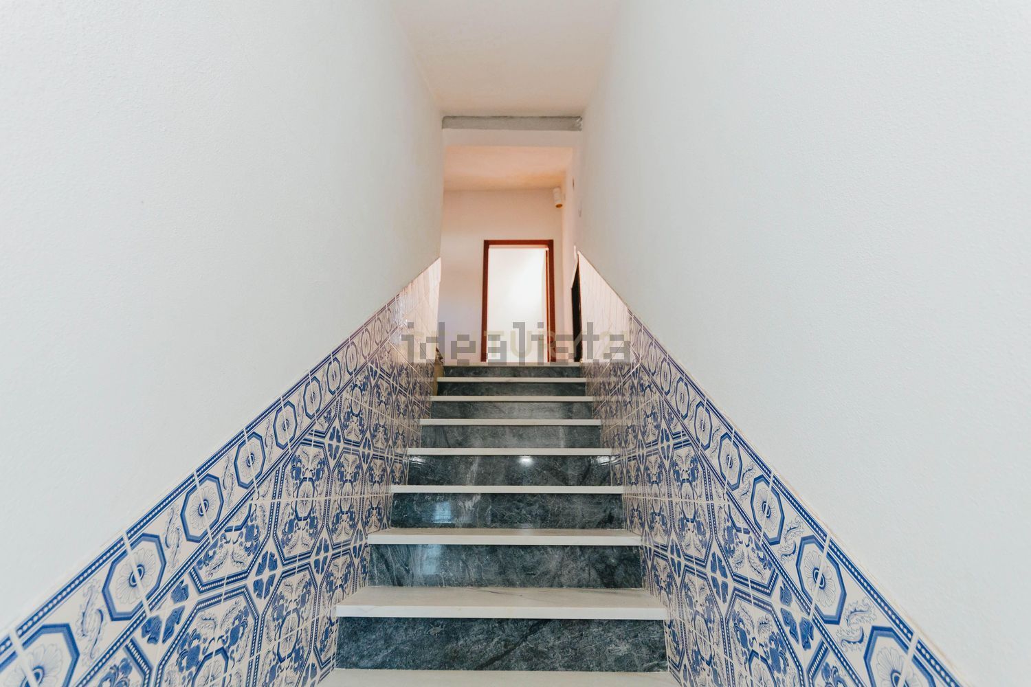 小楼房或独栋别墅出售在Santo Isidoro - 详情