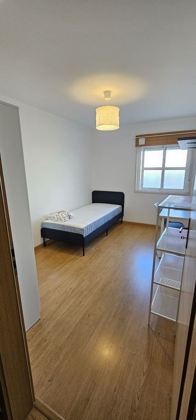 出租房间在Rua Fernando Gusmão, 12