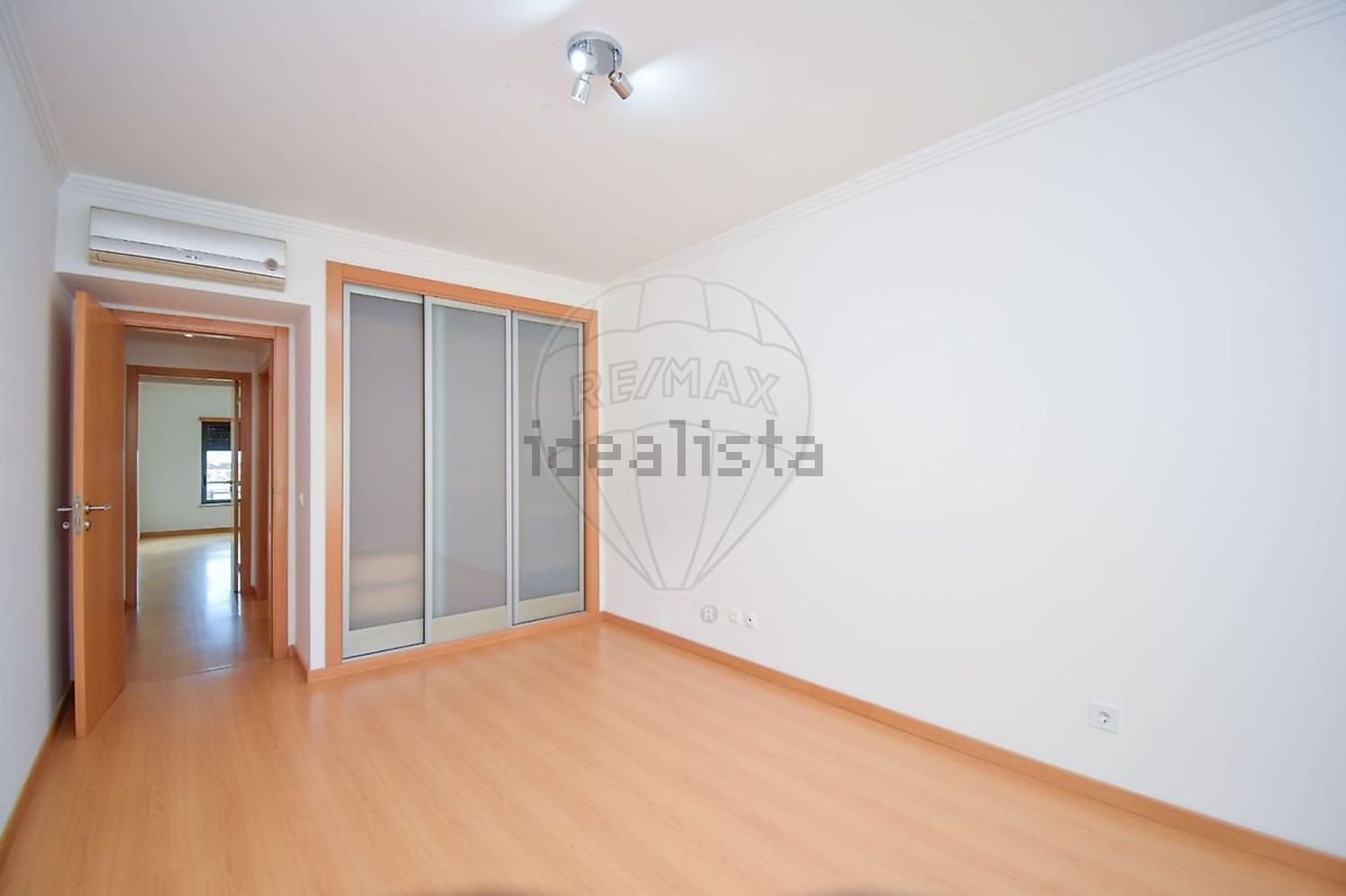 公寓 t4出售在Praça da Concórdia - 居住