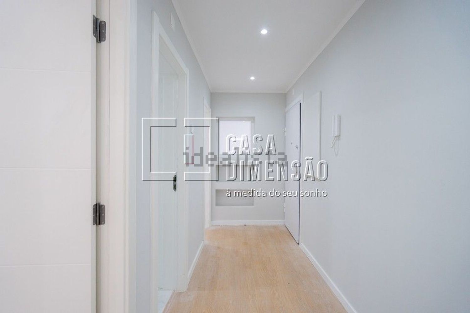 公寓 t2出售在Falagueira-Venda Nova - 前厅