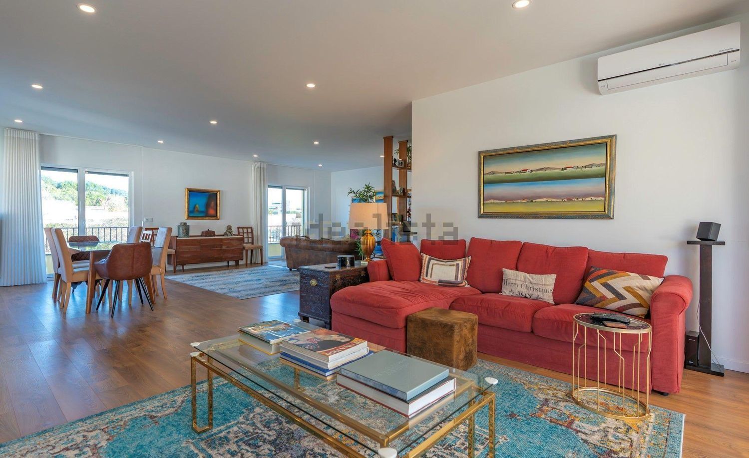 小楼房或独栋别墅出售在Avenida Engenheiro Arantes e Oliveira, 4 - 客厅