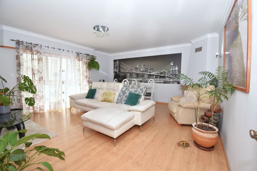 公寓 t2出售在Avenida Afonso Costa, 51