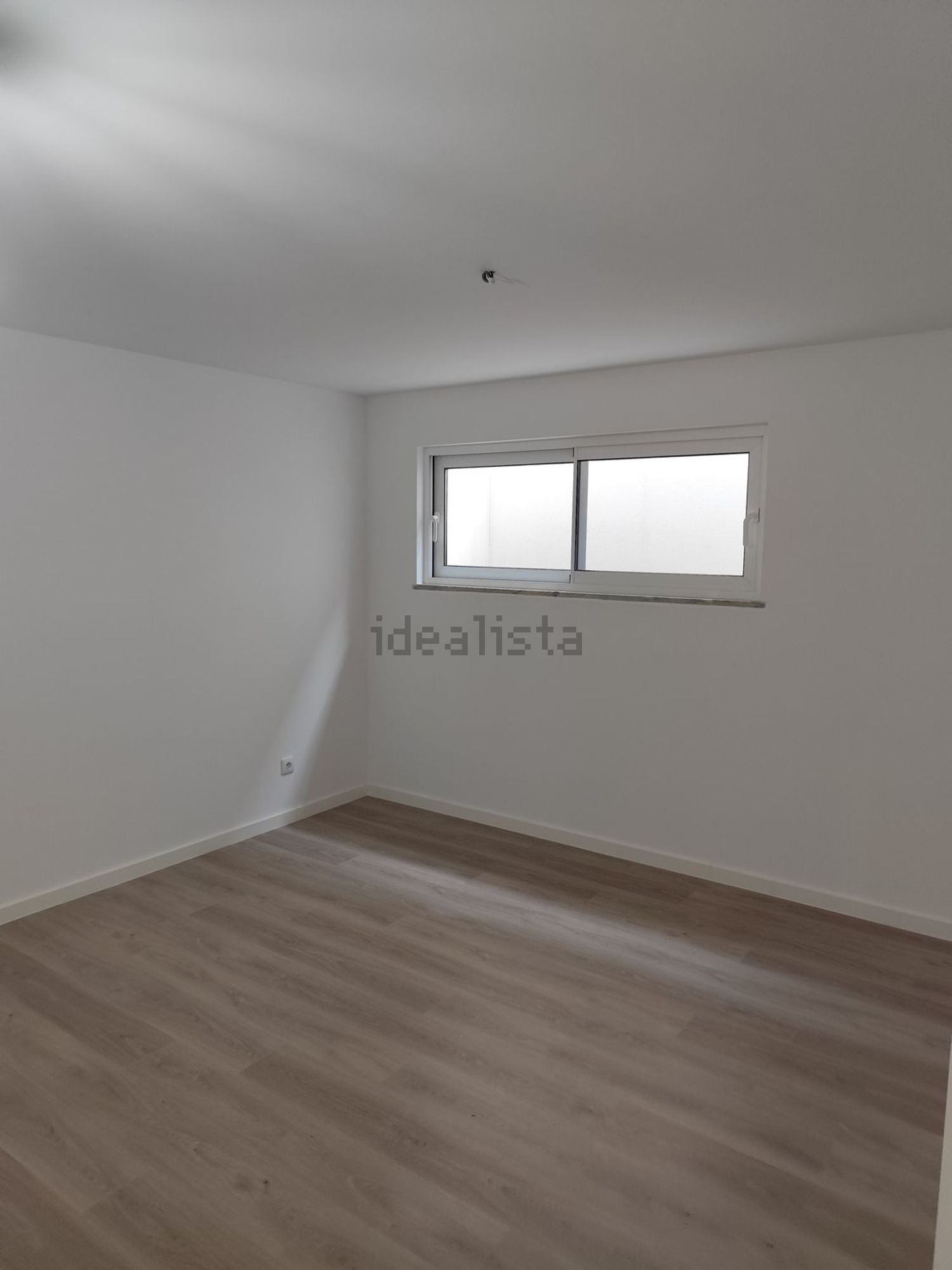 出租小楼房或独栋别墅在Praceta Santa Rita de Cássia - 卧室