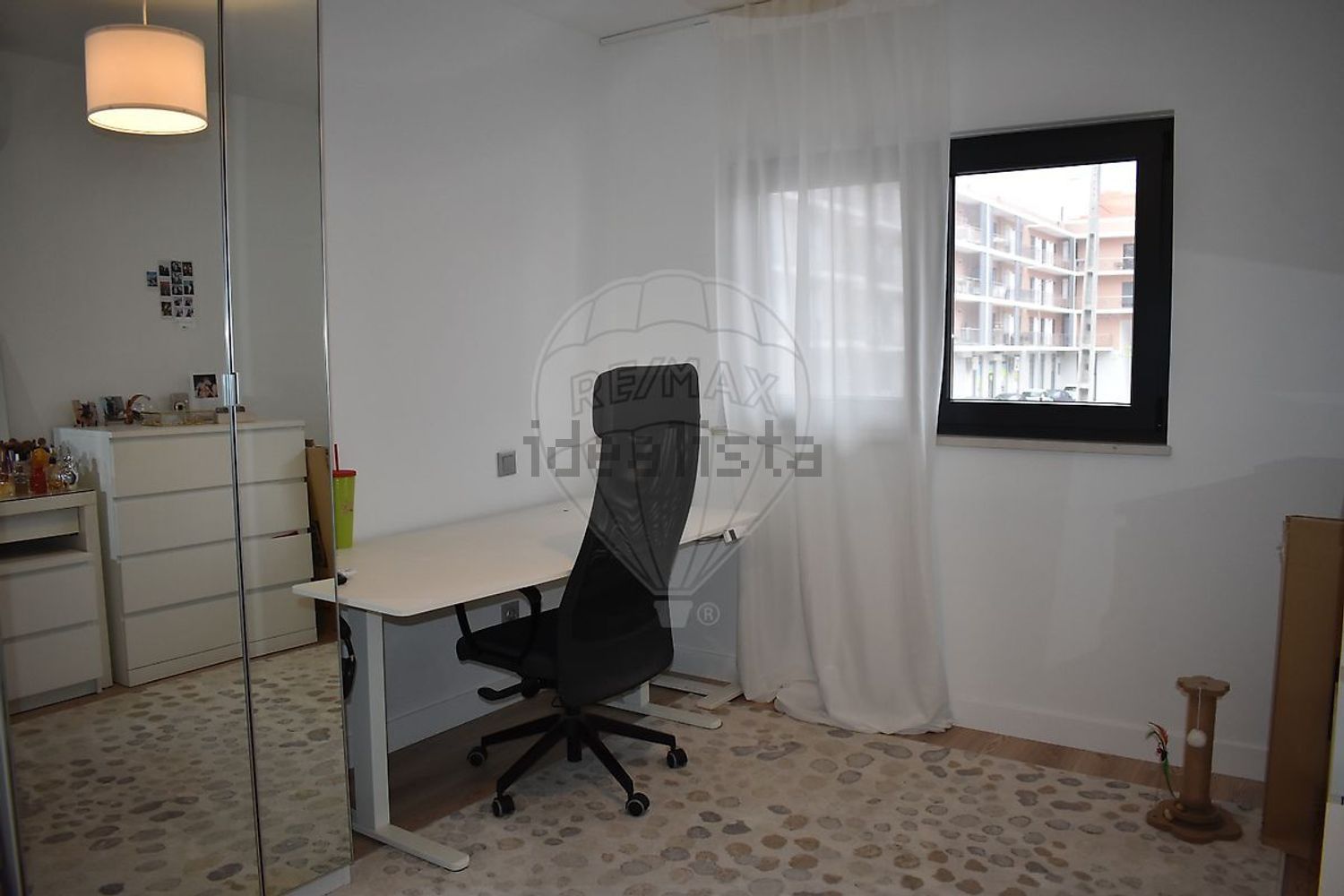 公寓 t2出售在Rua Gago Coutinho e Sacadura Cabral - 客厅