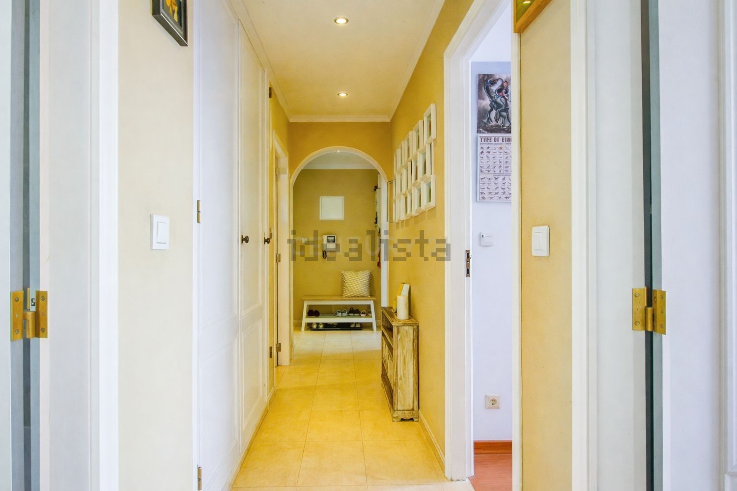 公寓 t3出售在Rua Rafael Bordalo Pinheiro, 18 - 过道