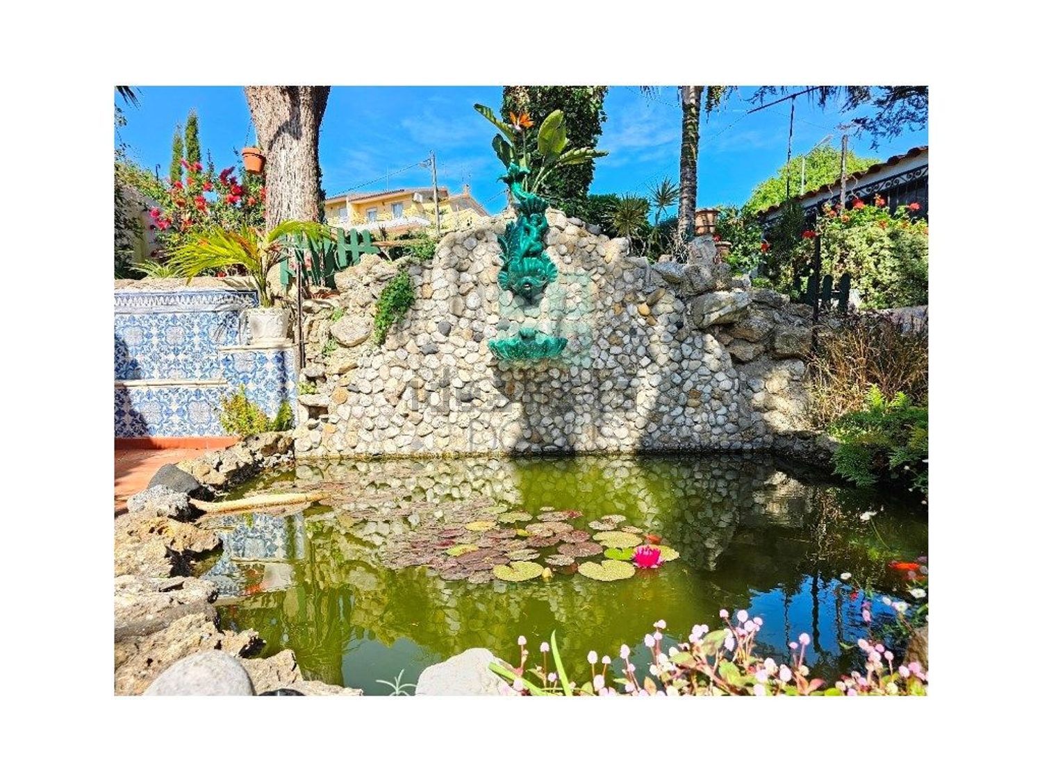 小楼房或独栋别墅出售在Rua Zambujal, 263 a - 照片