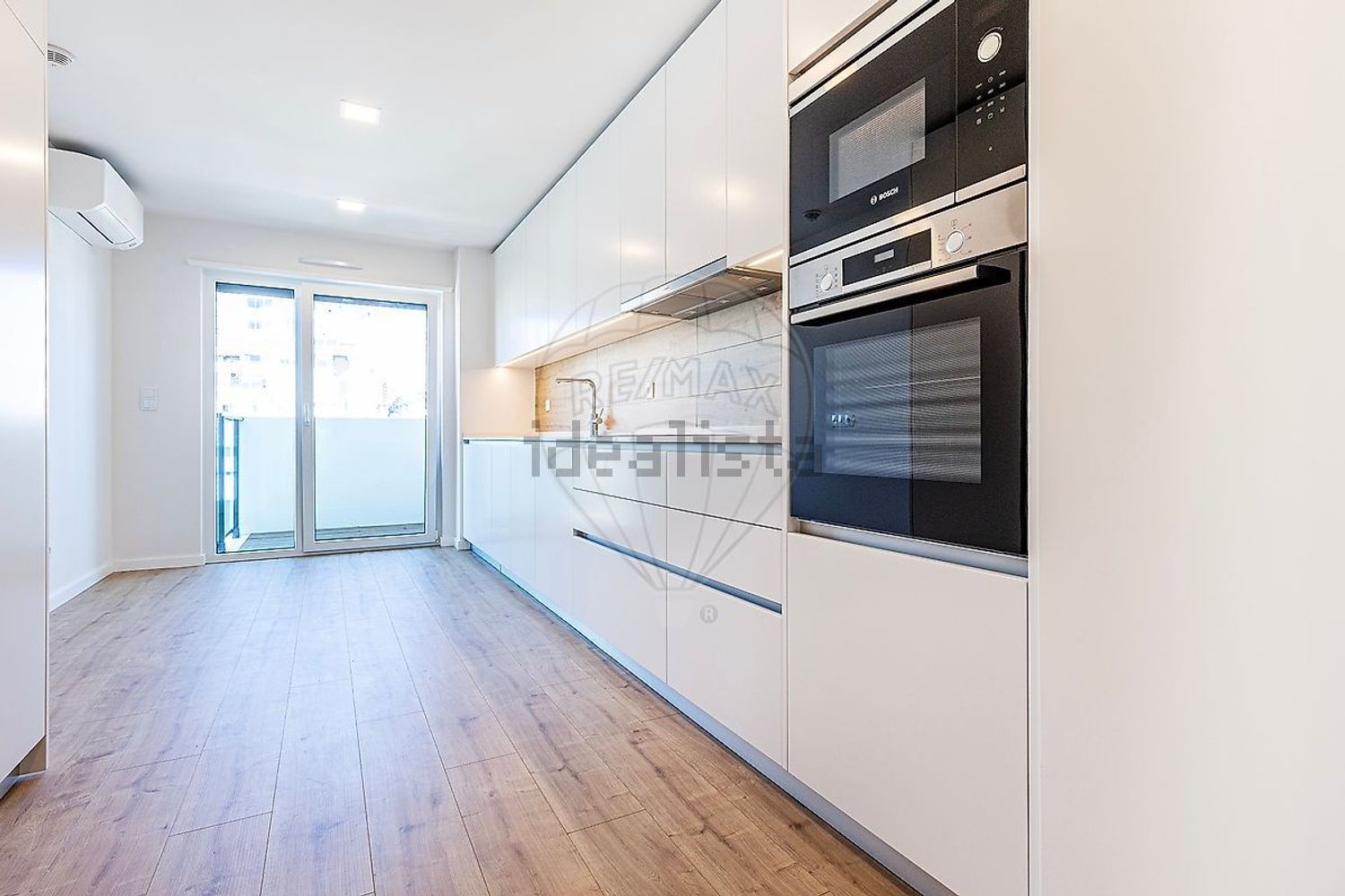 公寓 t3出售在Rua André de Gouveia - 厨房