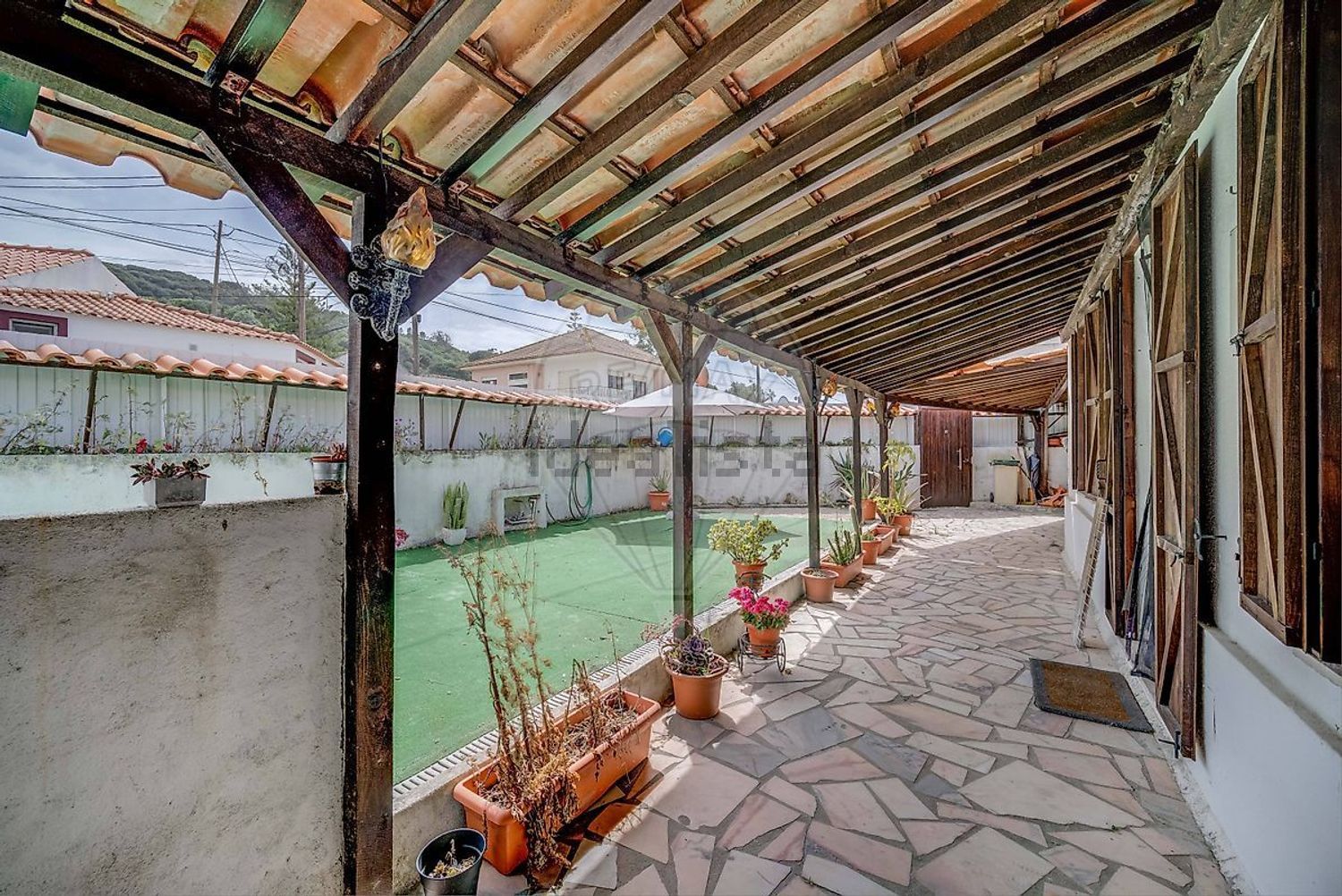 小楼房或独栋别墅出售在Travessa Marques das Minas - 阳台