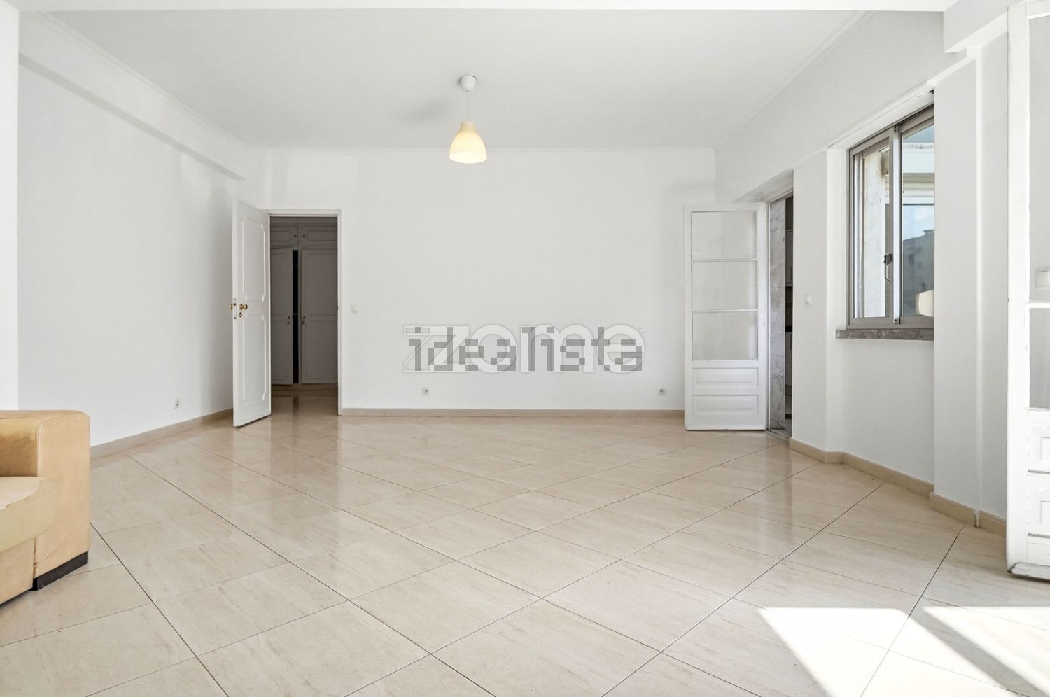 公寓 t4出售在Rua dos Soeiros, 335 - 客厅