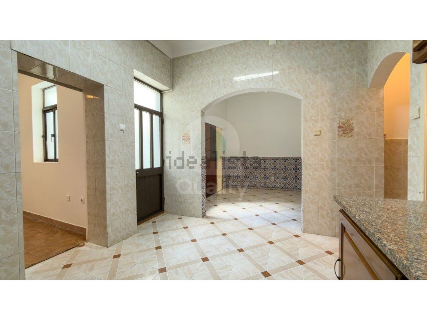 公寓 t2出售在Rua General Norton de Matos - 过道