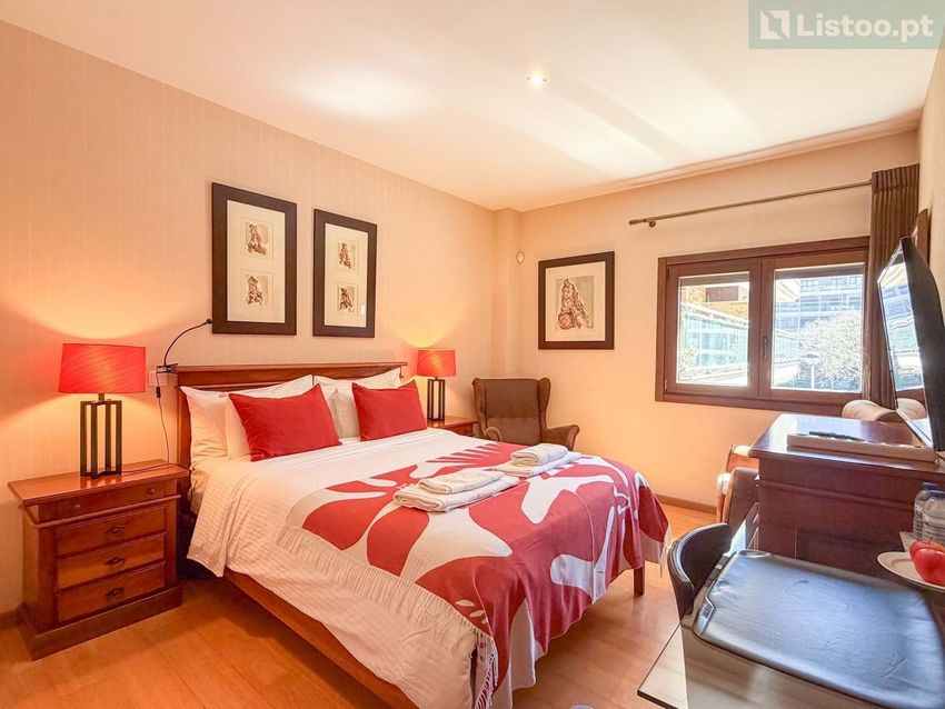 公寓 t2出售在Rua Manuel Teixeira Gomes