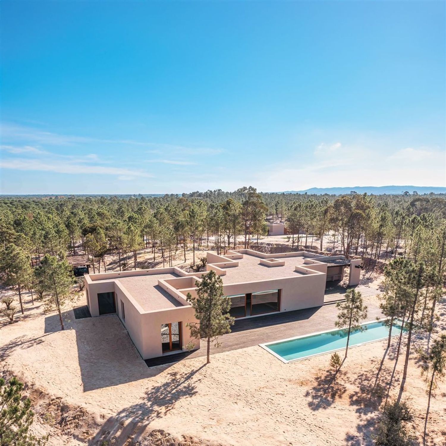 小楼房或独栋别墅出售在Melides - 游泳池