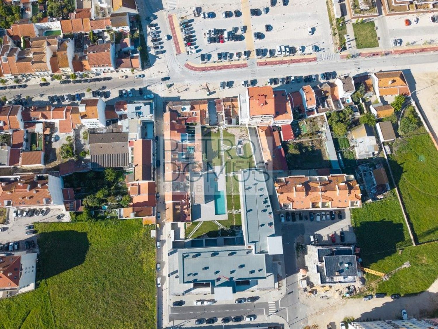 公寓 t2出售在Rua Padre Francisco António Ferreira - 照片