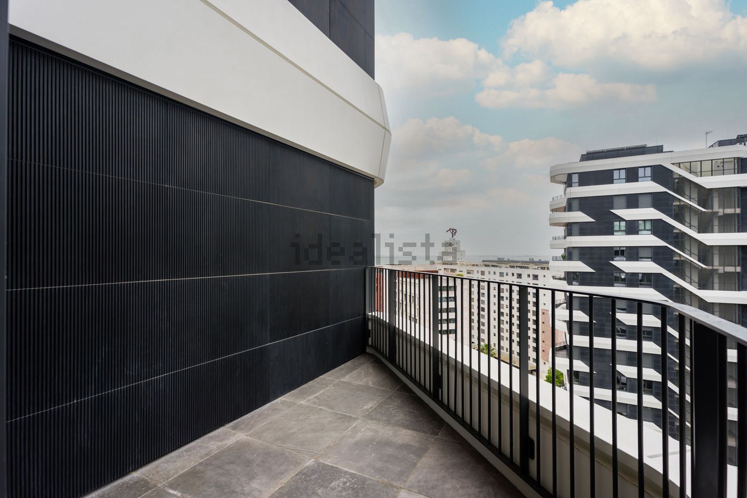 出租公寓 t1在Rua Mário Botas - 露台