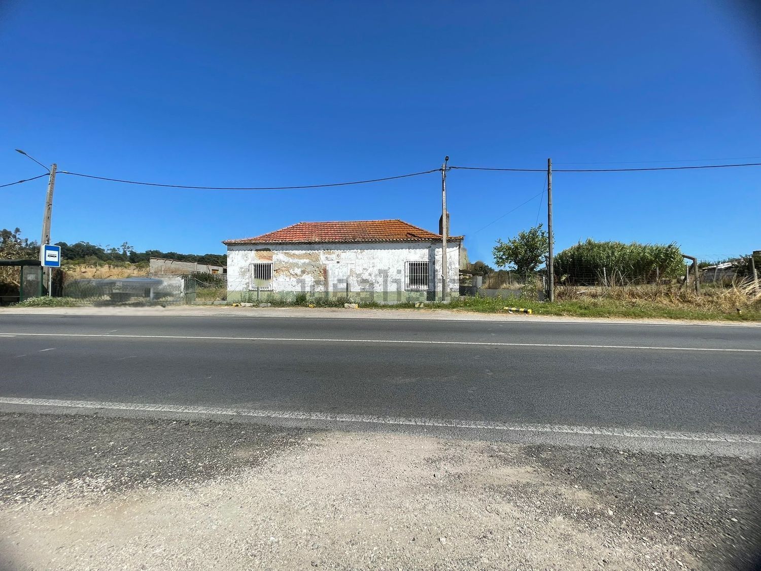 小楼房或独栋别墅出售在Palhais e Coina - 外立面