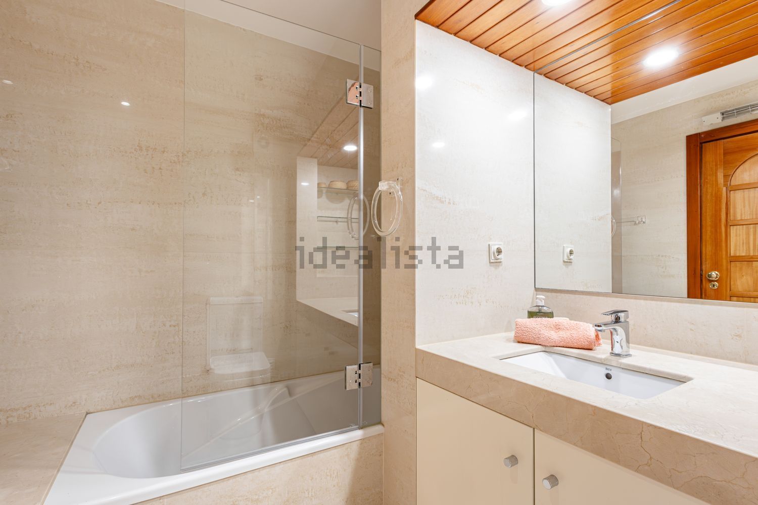 出租公寓 t3在Rua Professor Mark Athias, 6 - 卫生间