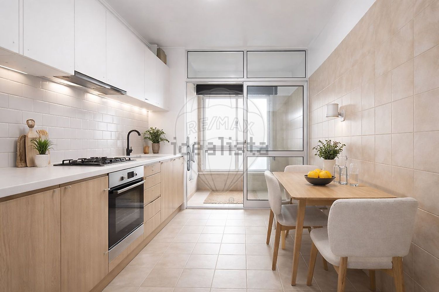 公寓 t2出售在Praceta Almirante Reis - 厨房