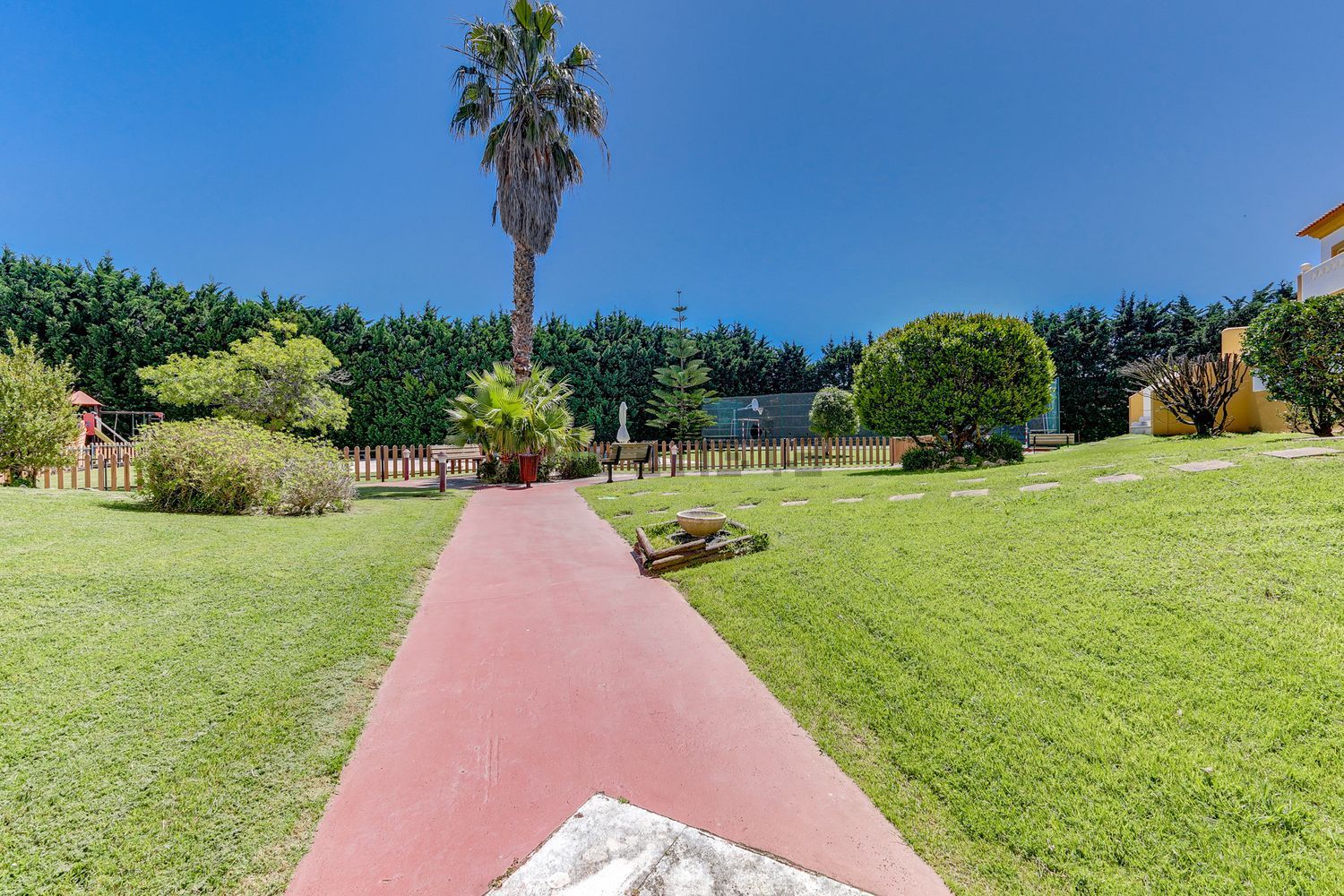 公寓 t4出售在Rua Mato das Cruzadas - 花园