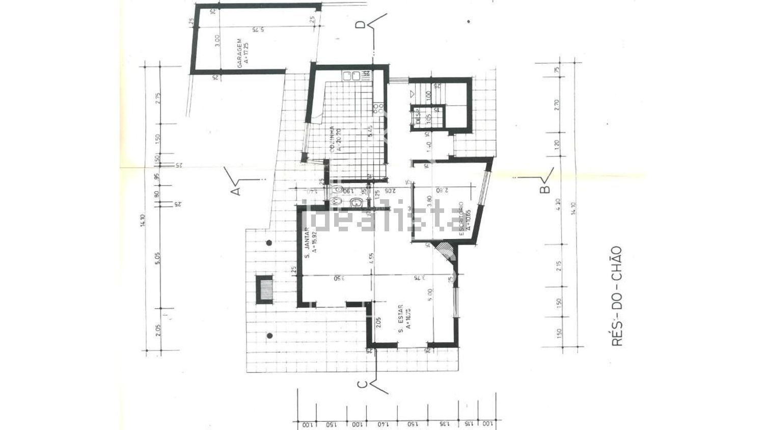 出租小楼房或独栋别墅在Tires - 平面图