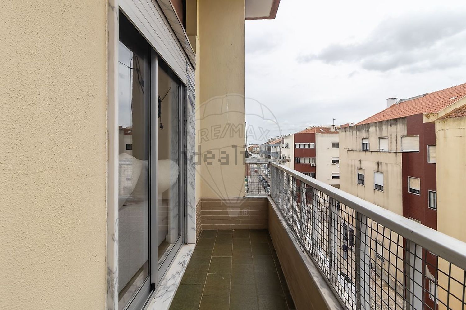 公寓 t3出售在Avenida Humberto Delgado - 阳台