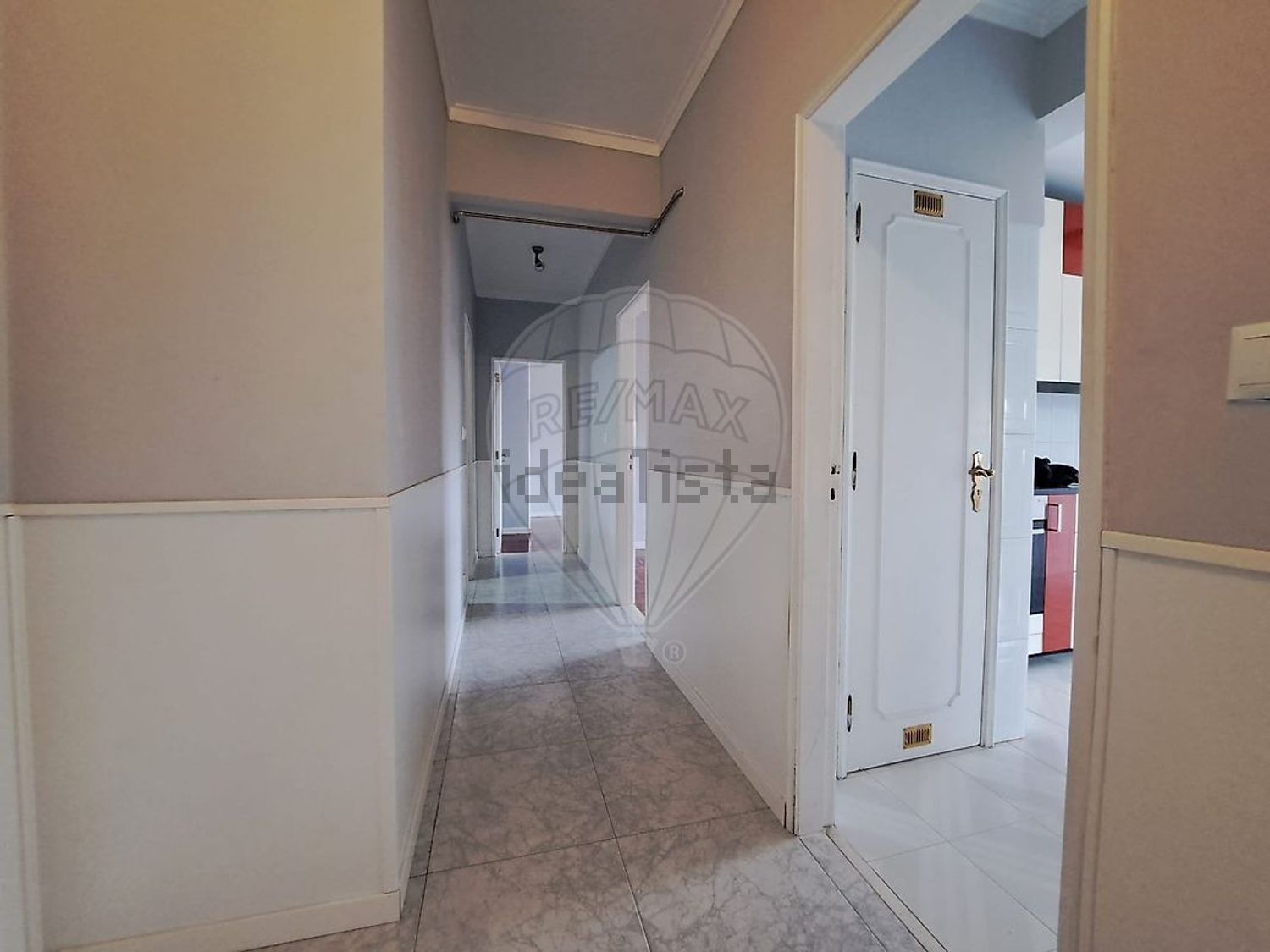 出租公寓 t2在Rua Vasco da Gama - 过道