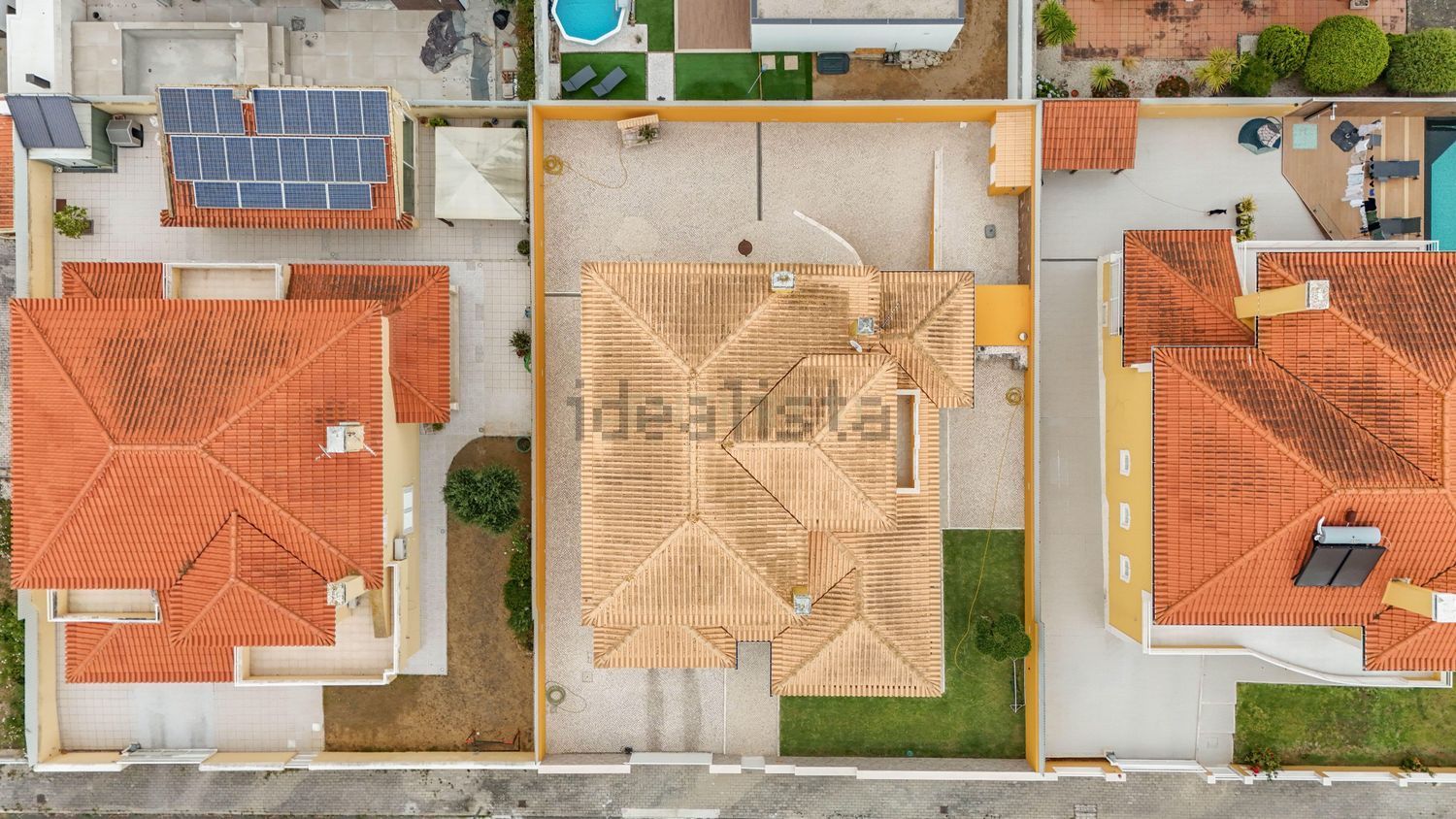 小楼房或独栋别墅出售在Rua Joane Mendes Botelho - 平面图