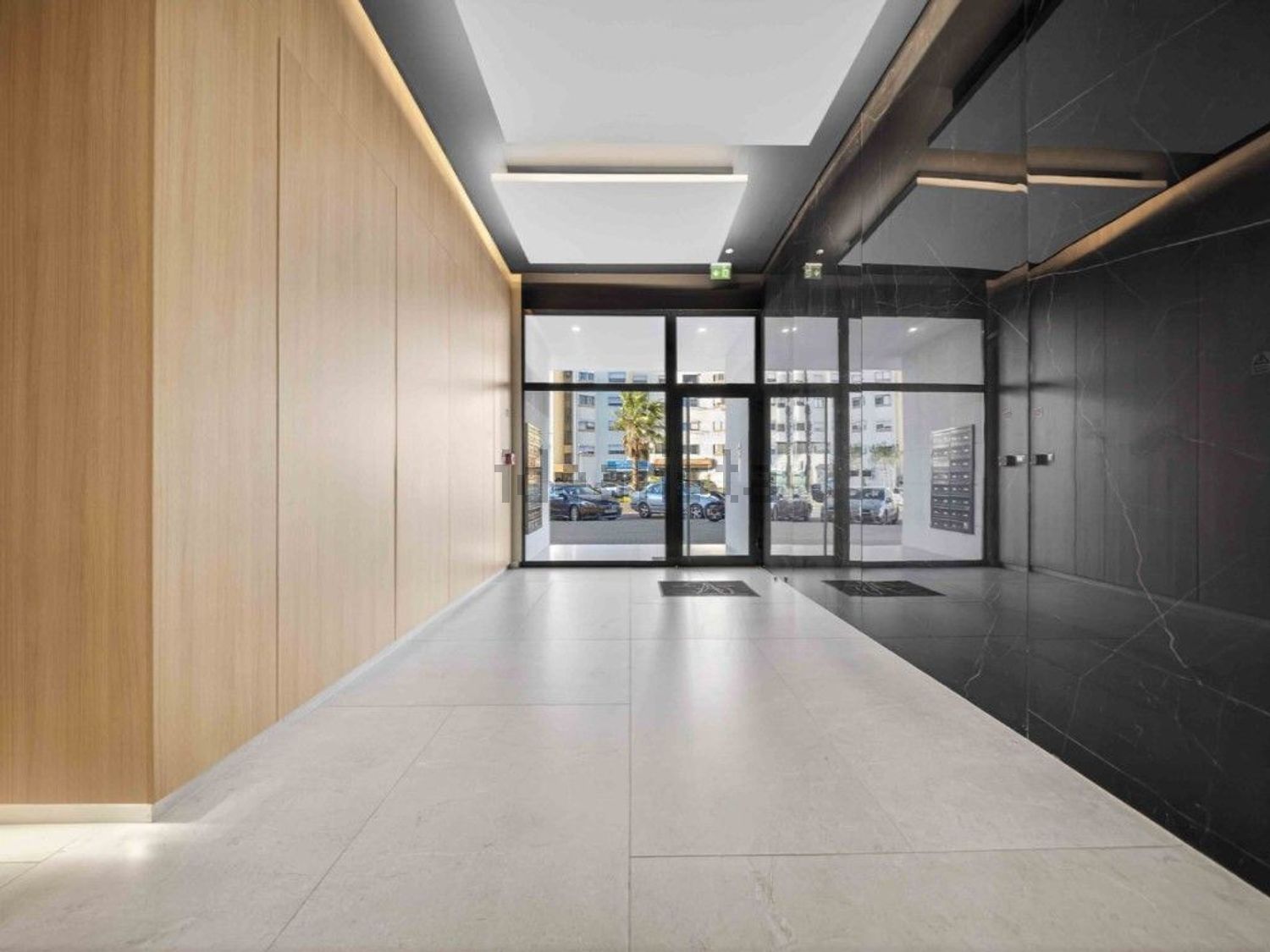 公寓 t4出售在Avenida Descobertas - 前厅