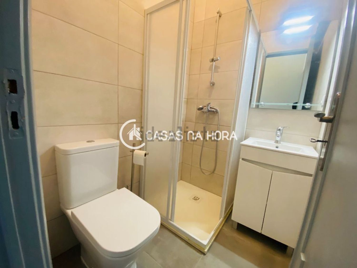 出租房间在Cova da Piedade - 卫生间