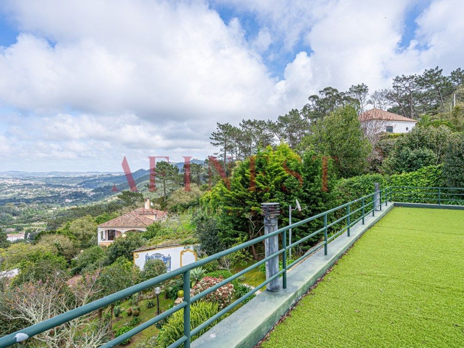 出租小楼房或独栋别墅在Rua Alto do Tanque Novo - 花园