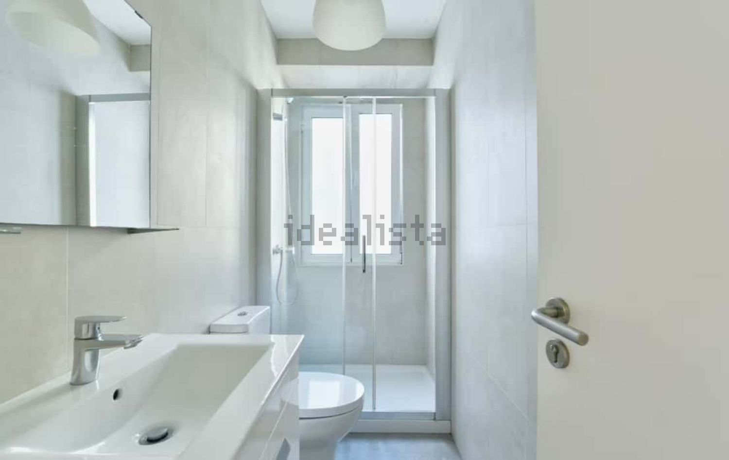 出租房间在Rua David Lopes, 16 - 卫生间