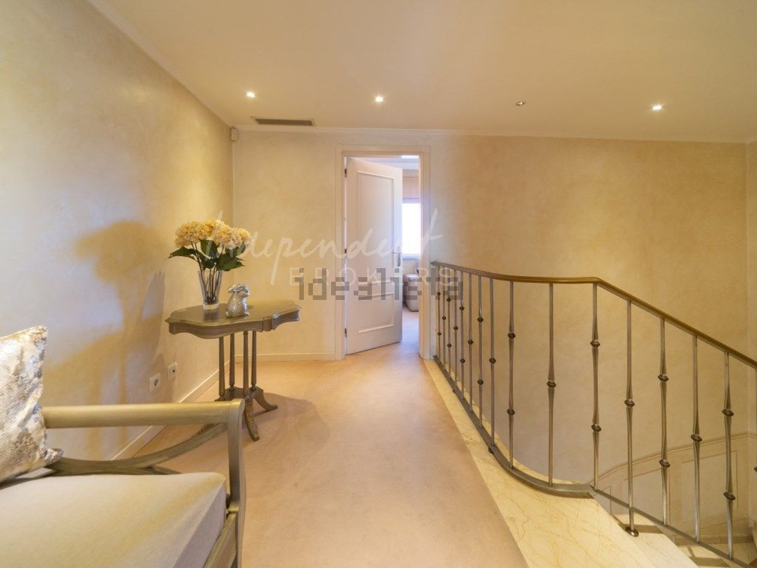 复式公寓出售在Rua Virgílio Correia, 1 D - 照片