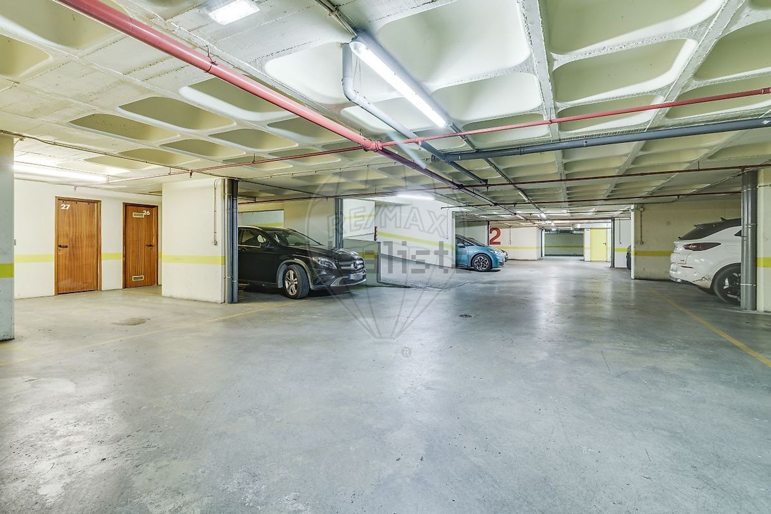 公寓 t2出售在Rua da Bela Vista à Graça - 停车位