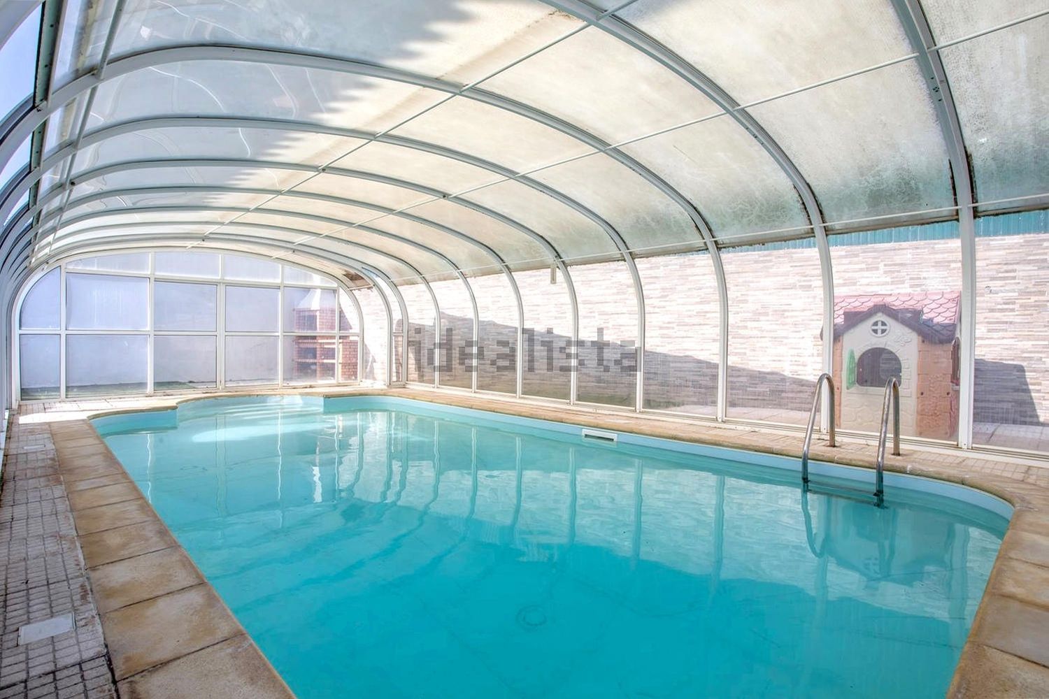 小楼房或独栋别墅出售在Rua dos Pintassilgos, 3 - 游泳池