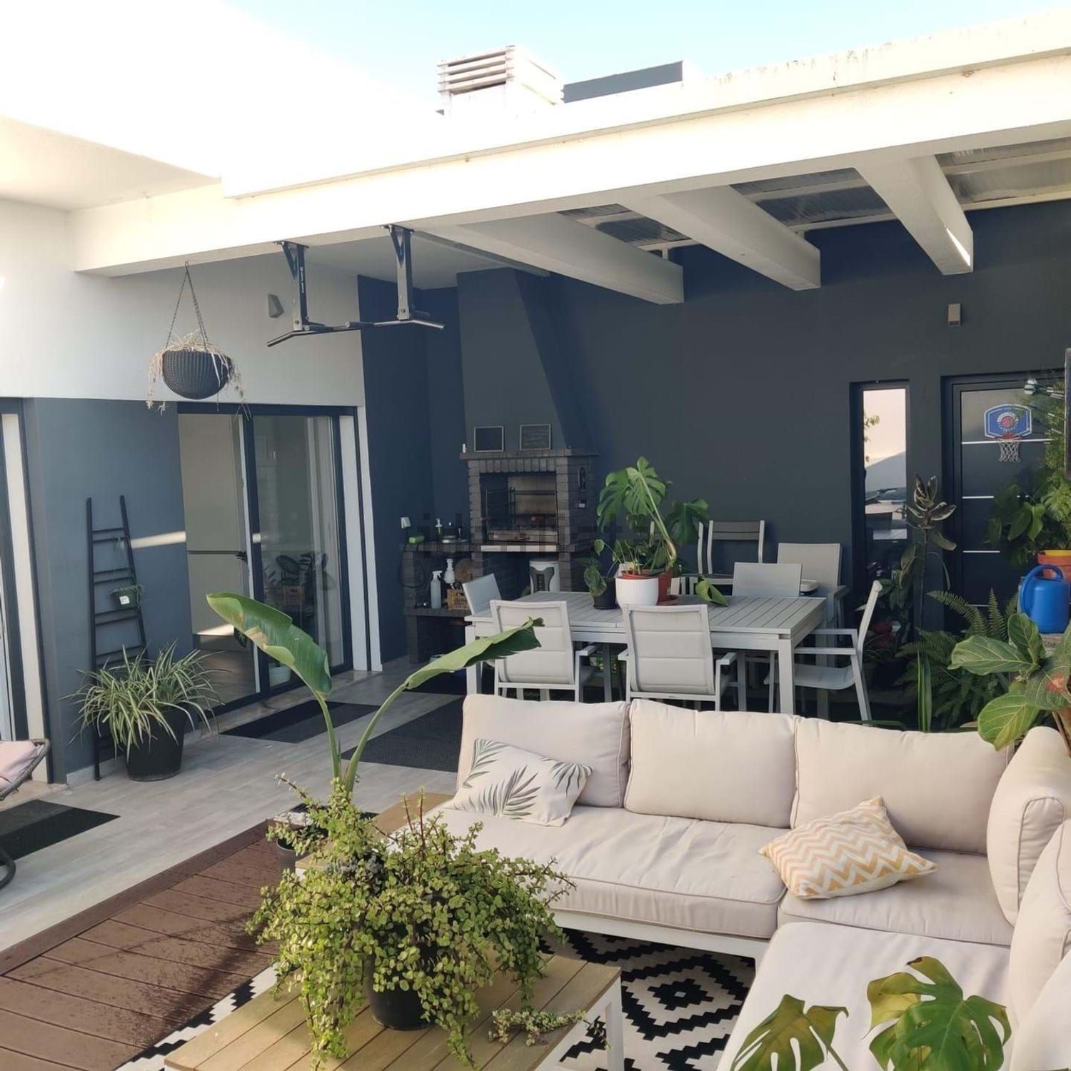 出租小楼房或独栋别墅在Redondos - 客厅