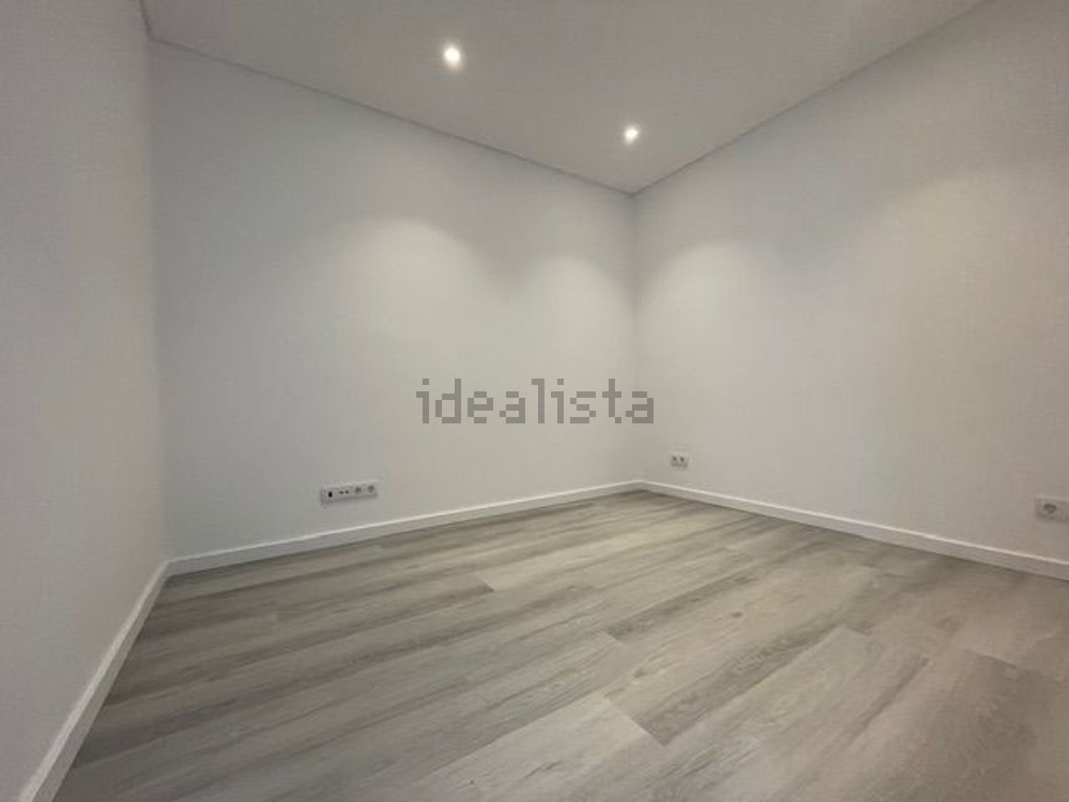 出租公寓 t1在Rua Coronel Lobo da Costa - 居住